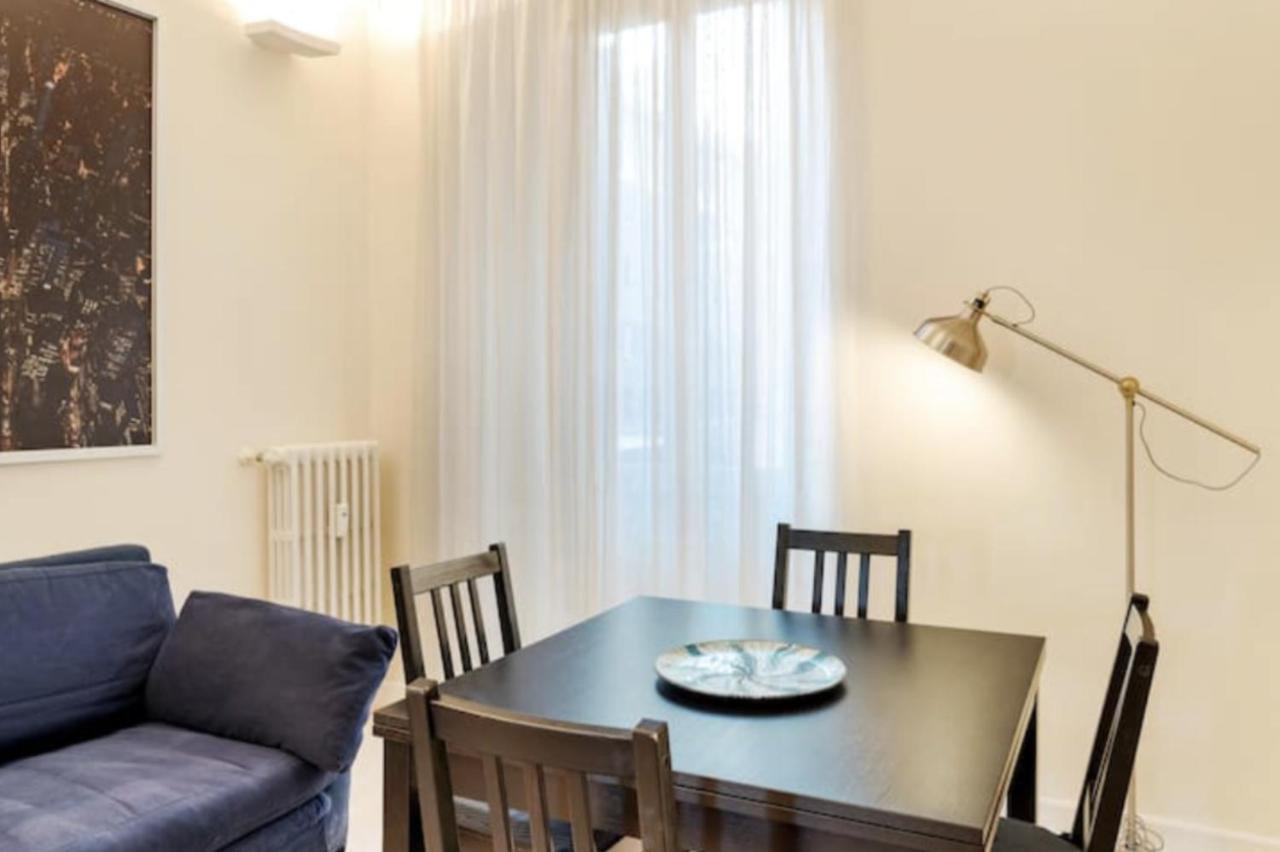 Sunny Flat In Elegant Building Close To Colosseum Rzym Zewnętrze zdjęcie