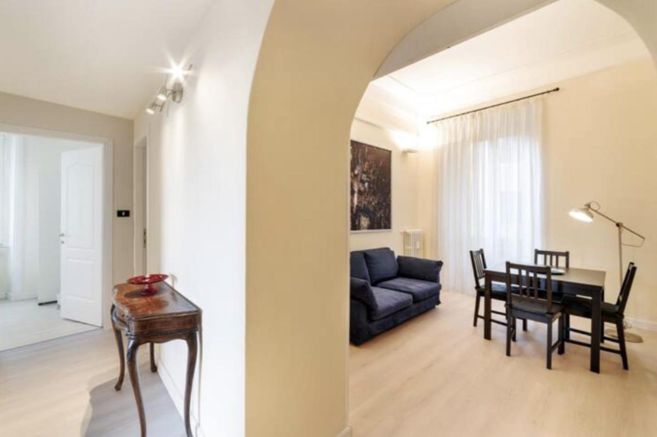 Sunny Flat In Elegant Building Close To Colosseum Rzym Zewnętrze zdjęcie